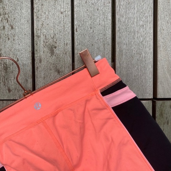 LULULEMON Wunder Coral & Black Cropped Leggings - Picture 6 of 6
